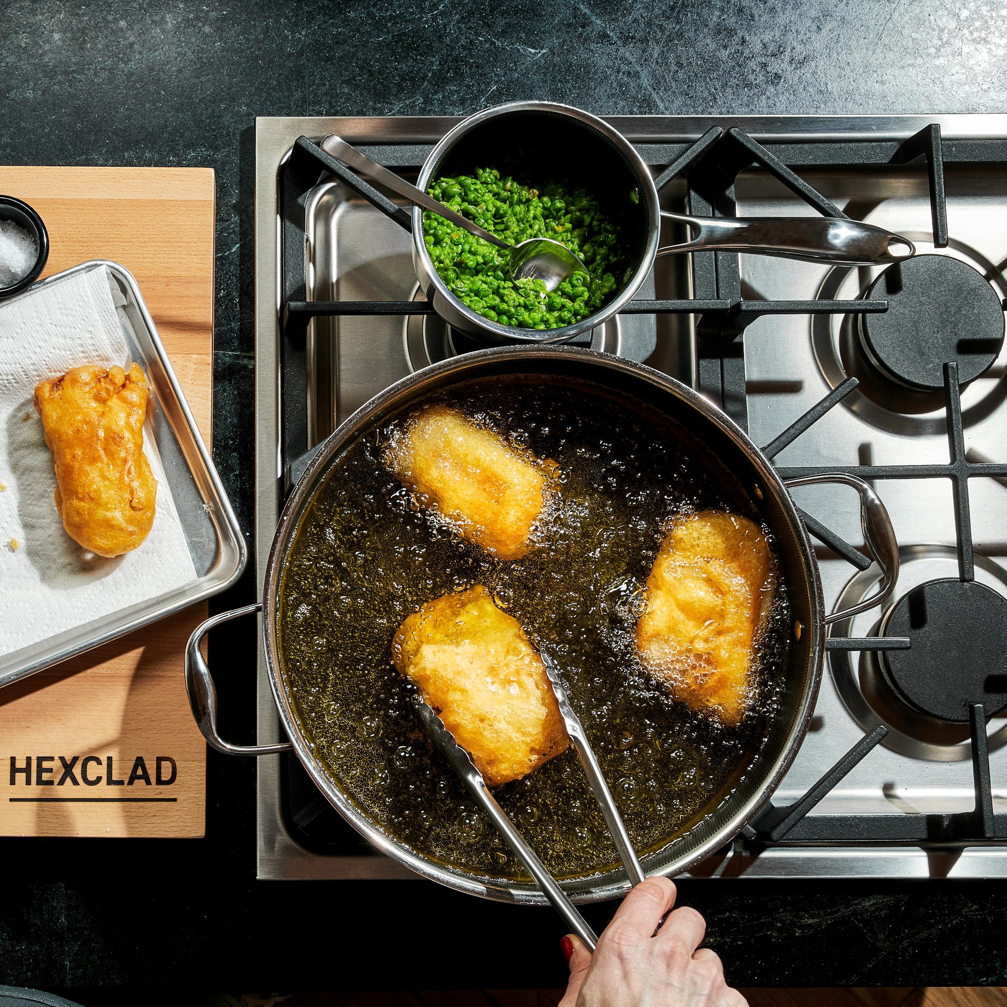 Hybrid Deep Sauté Pan/Chicken Fryer with Lid, 7-Qt - Image 6