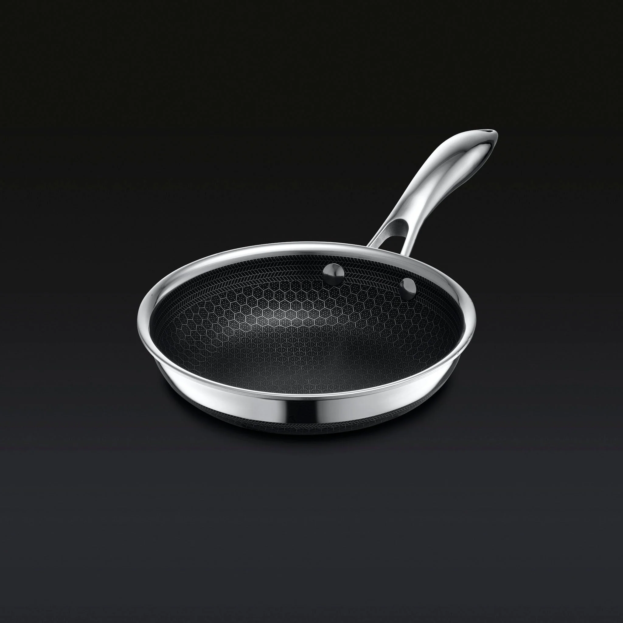 Hybrid Fry Pan with Lid, 7" - Image 3